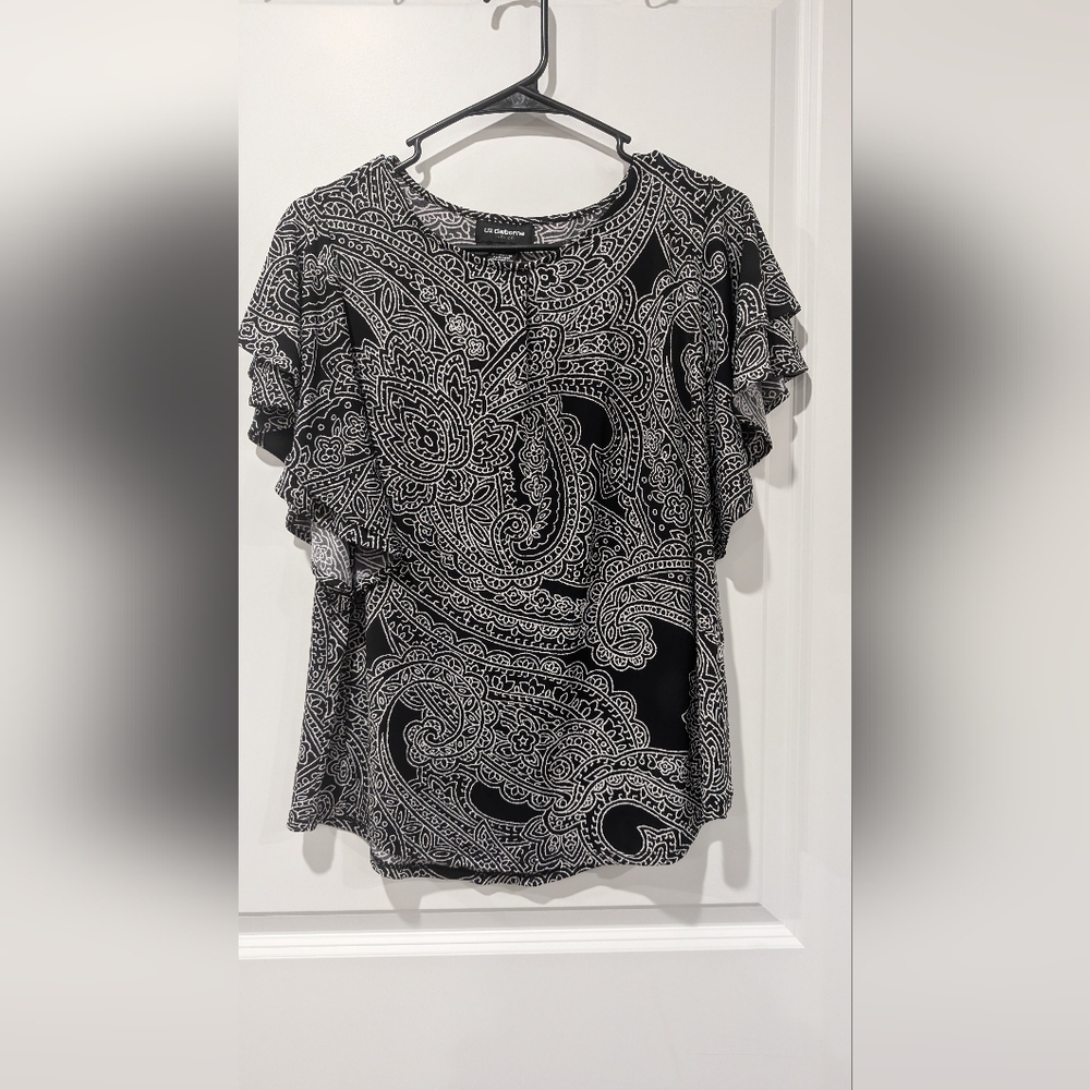 Liz Claiborne Black and White Paisley Blouse